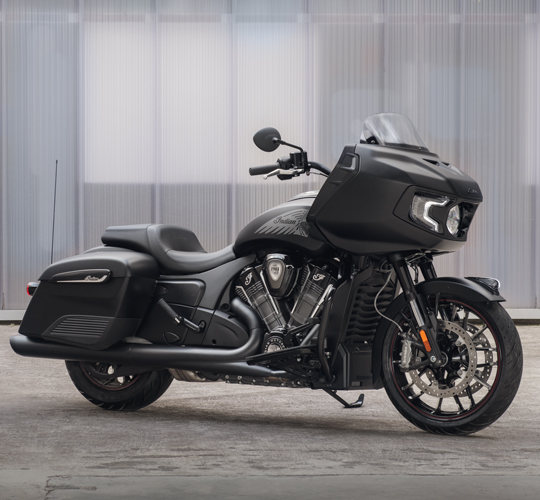 Indian Challenger Dark Horse Indian® Motorcycle IT